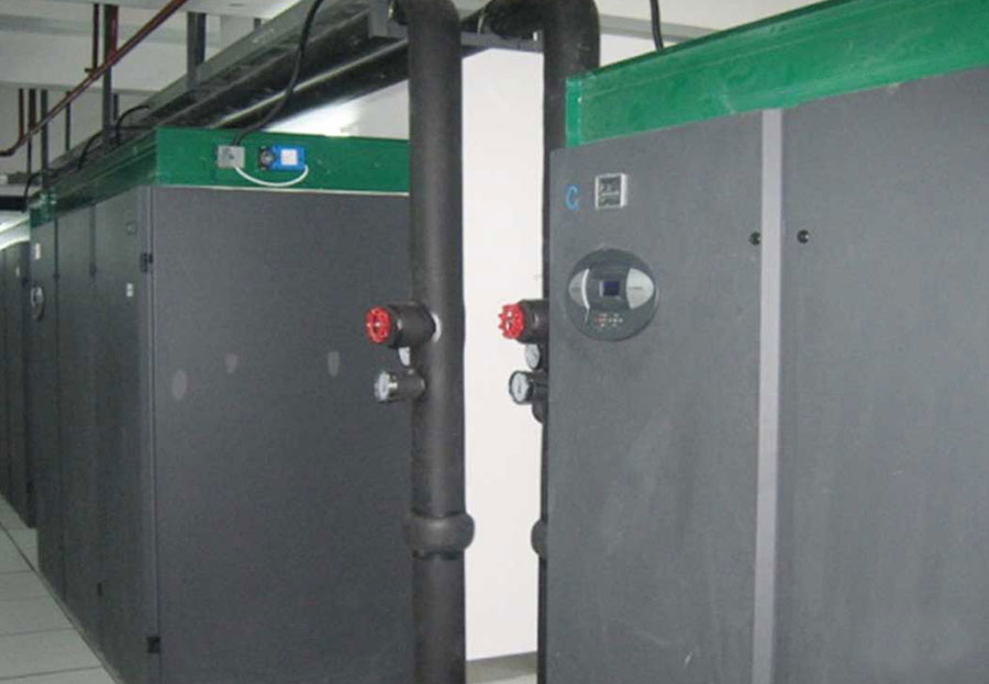 ���ݵ����������������Ŀյ�ɢ���豸